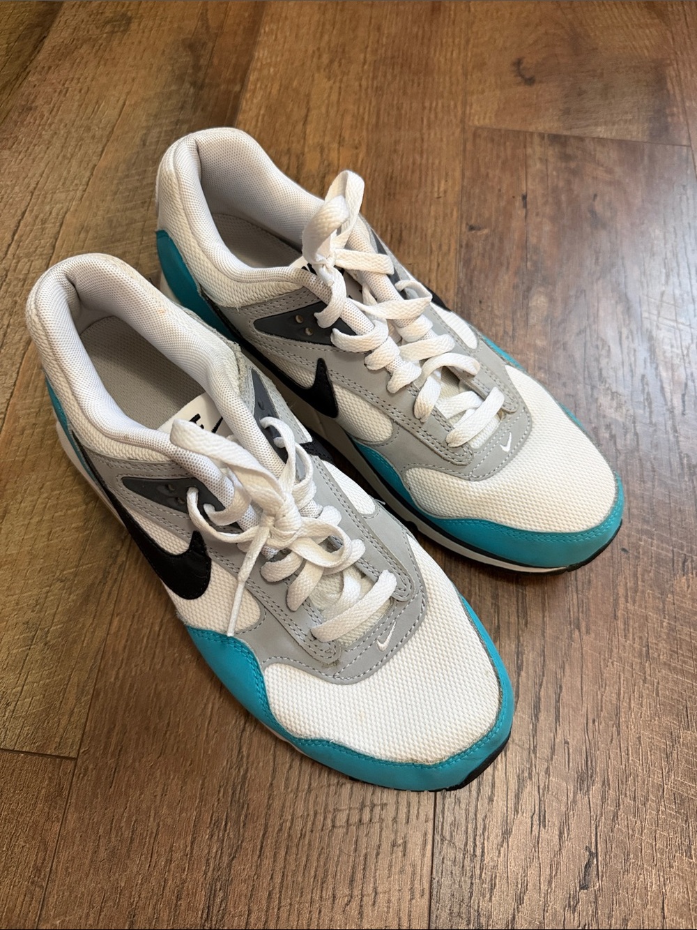 Nike Men’s Running Sneakers in White, Teal & Gray